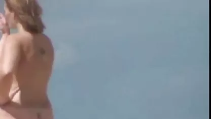 Merah tante hot crot