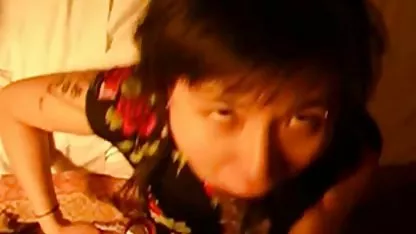 Suara seorang gadis sange sampai crot muda