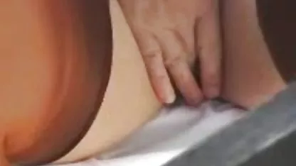 Heidi jilat crot