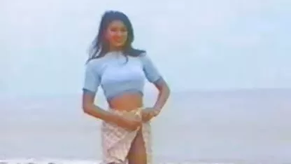 Hormon bahan bakar ibu suka kontol dalam permainan video bokep crot plus