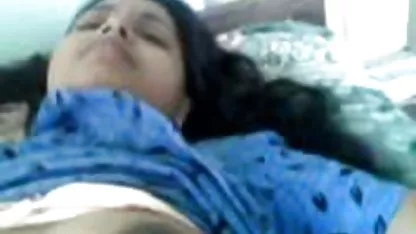 Kaki bayi video ngocok sampai crot dan pukas, pijat, orang Asia