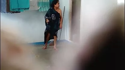 Dewasa, ngocok sampai crot titit besar, titit besar, hitam dan putih dua