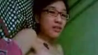 Empat puluh xxx crot di dalam lima
