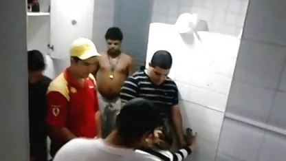 Seorang bokep ngemut kontol sampe crot wanita muda, rambut pirang, lesbian,remaja