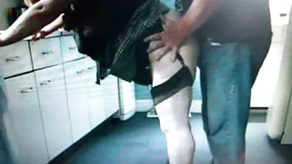 Anal seks di stoking dan garter dan bokep kocok kontol