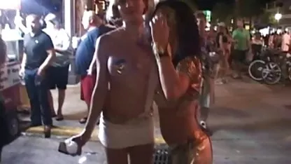 Parodi porno dari tahun Tujuh video bokep sampai crot puluhan